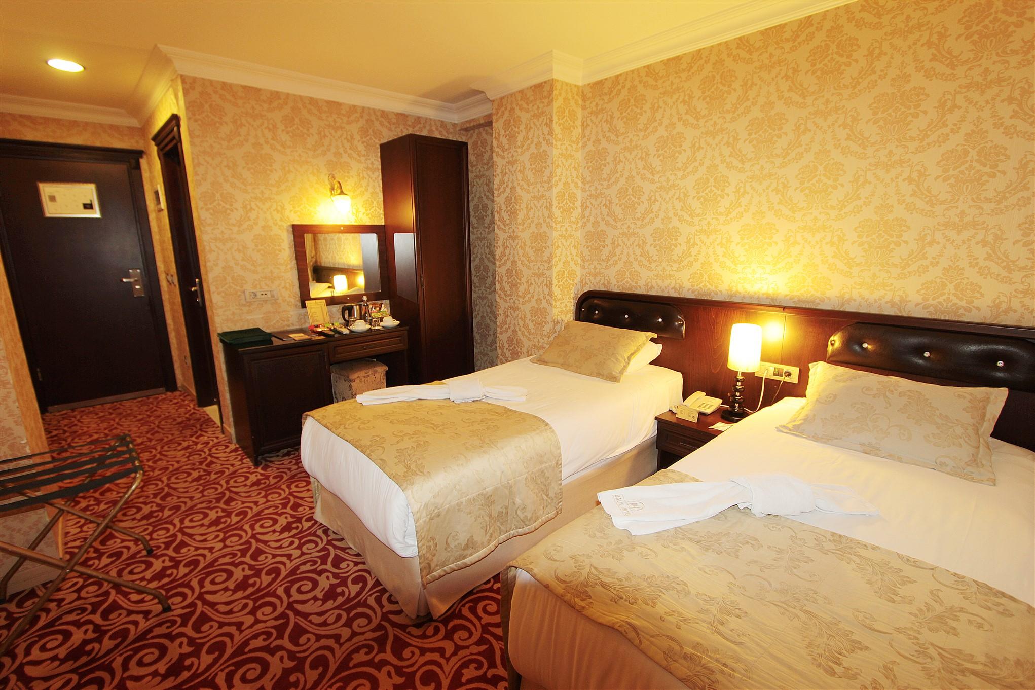 Balin Hotel - Special Category Istanboel Buitenkant foto